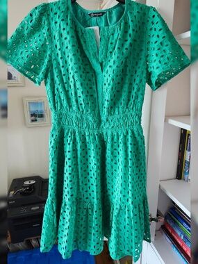 Women's Pretty Garden short sleeve cotton dress - Small